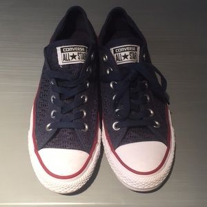 Converse crochet sneaker